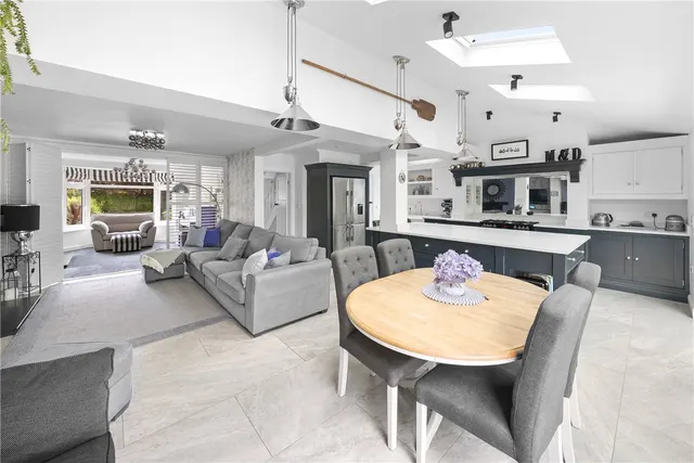 Moorgarth Avenue, York, YO24, photo 2