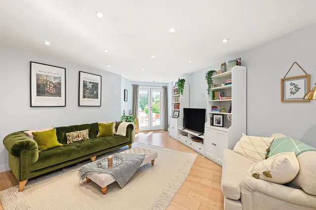 Brook Street, Tring, HP23, photo 2