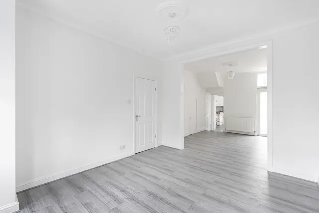 Charnwood Road, London, SE25, photo 3