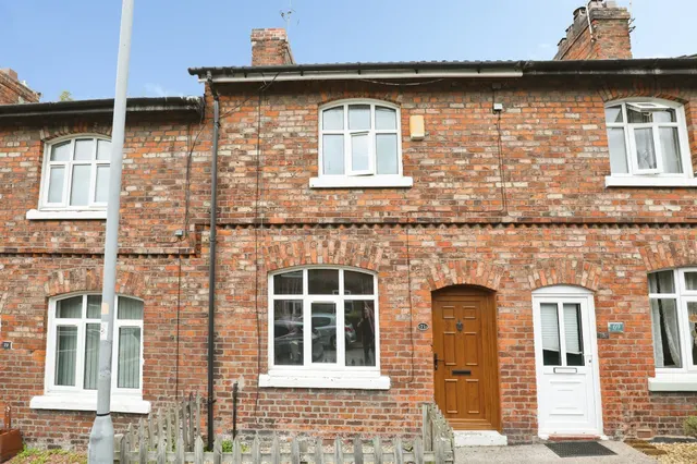 Solvay Road, Northwich, CW8, photo 1