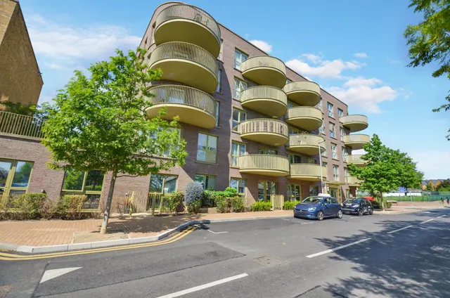 Flat 101, Perkins House, 36 Tudway Road, London, photo 1