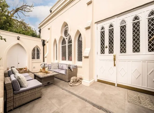 Lillie Road, Fulham, SW6, photo 1