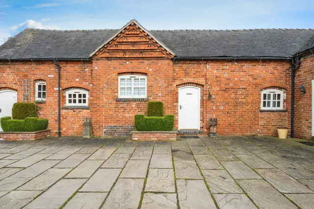 Fieldfare Cottage, Leigh, ST10, photo 1