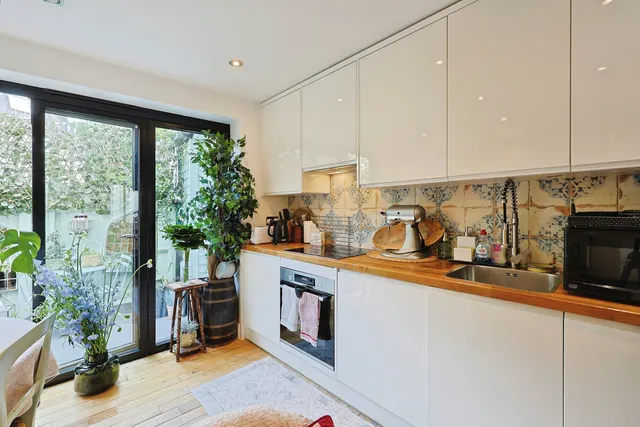 Salisbury Mews, London, SW6, photo 2