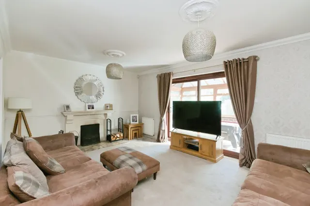 Mill Close, Staplecross, TN32, photo 2