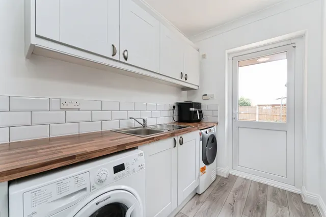 Holme Road, Huntingdon, PE26, photo 3