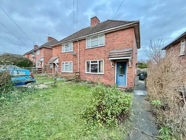 Rail Ground, Pershore, WR10, photo 1