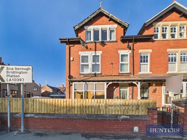 Station Avenue, Filey, YO14, photo 1