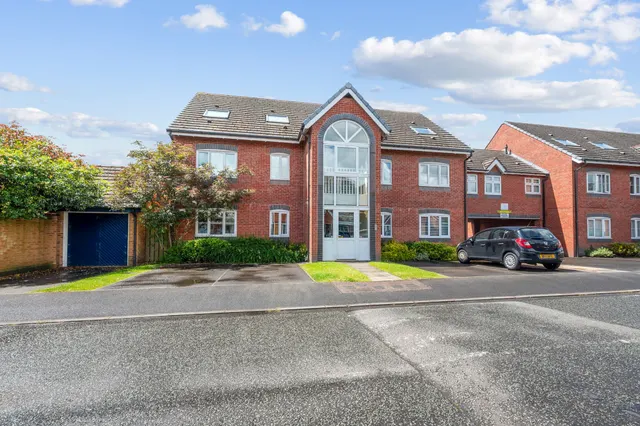 Photo 2 — Parkside Avenue, Skelmersdale, Skelmersdale, WN8 8BQ