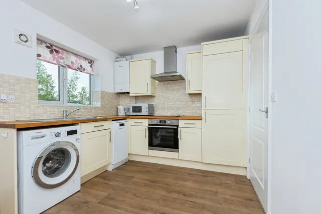 Queens Close, Earl Shilton, LE9, photo 3