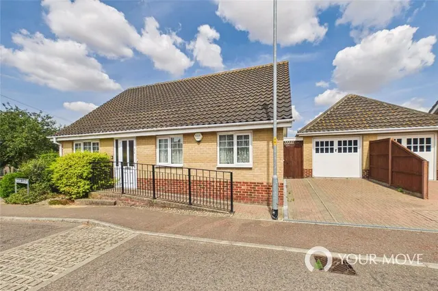 Badger Close, Harleston, Norfolk, IP20, photo 1
