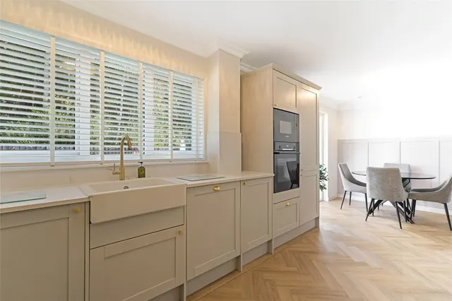 Whiteford Road, Stepps, G33, photo 3