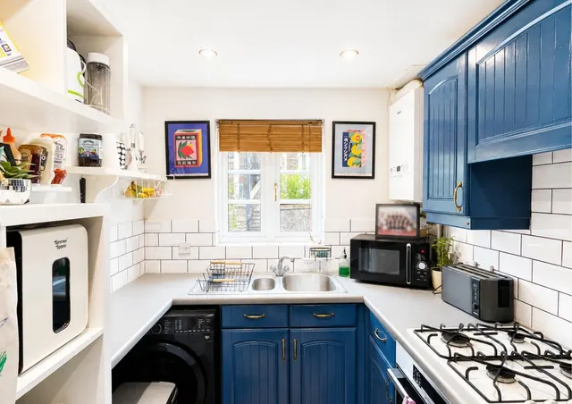 Photo 3 — Newington Terrace, Frome, Somerset BA11 1HN