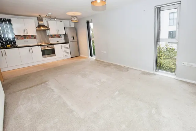 Alban Street, New Broughton, M7, photo 2