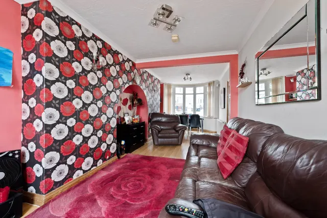 Photo 3 — Ryde Park Road, Rednal, Birmingham, West Midlands, B45 8RF