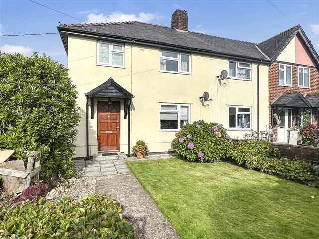 Maesydre, Llanidloes, photo 1