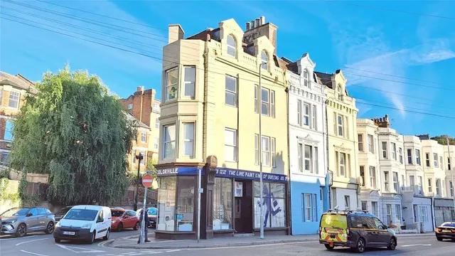 Queens Road, Hastings, TN34, photo 1
