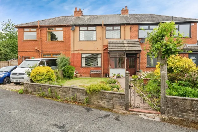 Dobb Brow Road, Westhoughton, BL5, photo 1