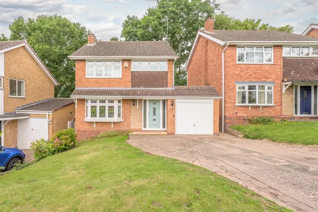 Ashdown Drive, Wordsley, DY8 5QY, photo 1