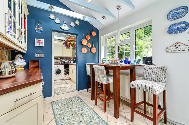 Photo 3 — Cottage Green, Hartley Wintney, Hook, Hampshire, RG27 8DJ