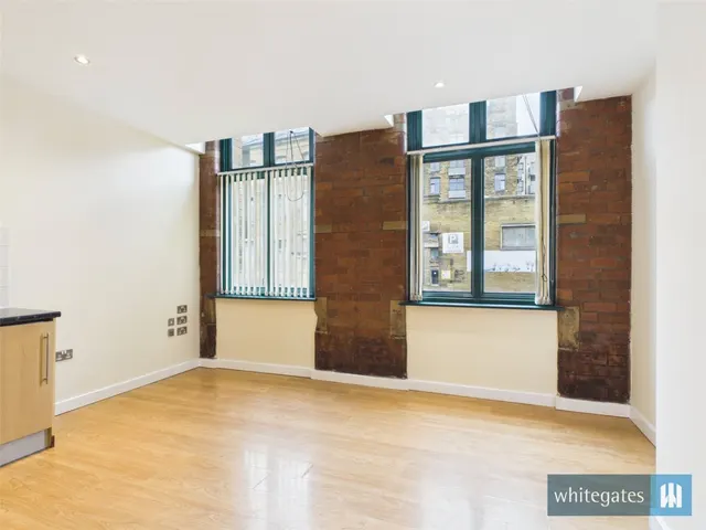 Sunbridge Road, Bradford, BD1, photo 2