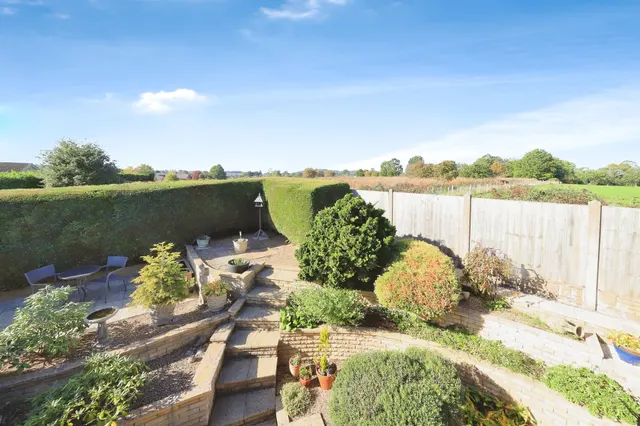 Photo 3 — Puxton Drive, KIDDERMINSTER