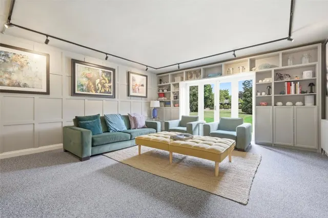 with 4 bedrooms in Matching Green, Harlow, CM17, photo 3