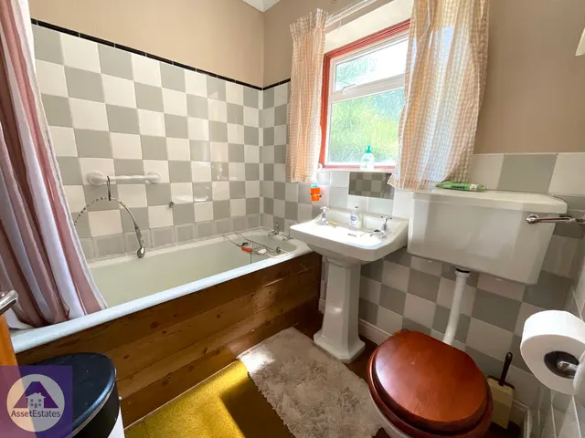 Photo 3 — Vaninna, Duffryn Road, Abertillery