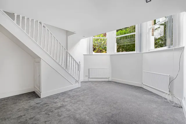 Mount Nod Road, London, SW16, photo 2