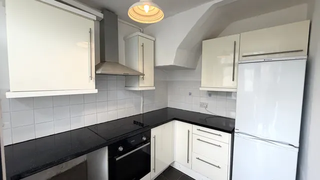Seddon Avenue, Gorton, M18, photo 3