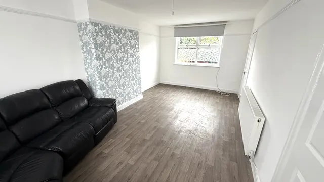 Seddon Avenue, Gorton, M18, photo 2