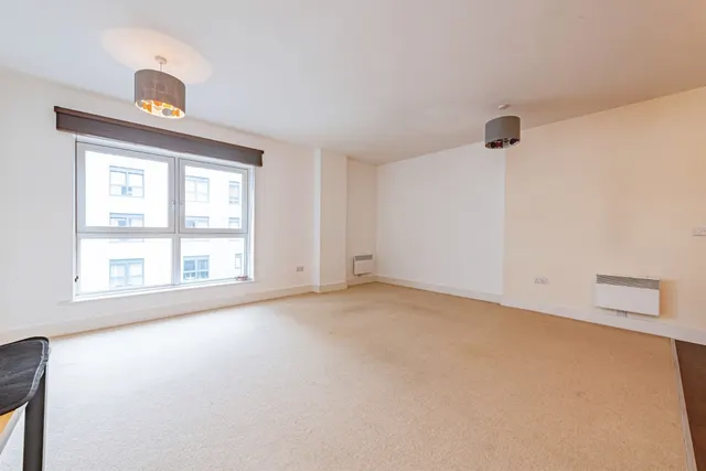 Photo 3 — Skyline Plaza, Alencon Link, Basingstoke