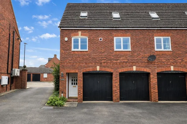 Riversmill, Dursley, GL11, photo 1