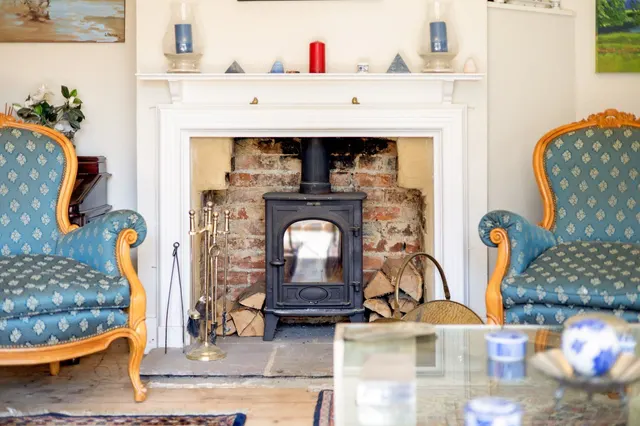 Photo 3 — Hindhead Road, Hindhead, Surrey, GU26 6AY