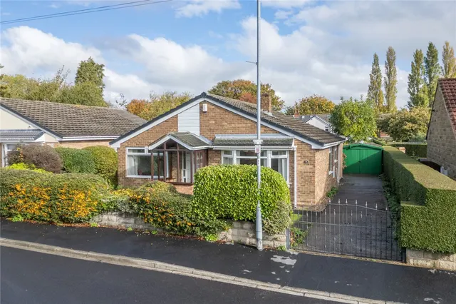 Orchard Drive, Ackworth, WF7, photo 1