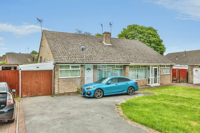 Brookthorpe Way, Silverdale, Nottingham, NG11, photo 1