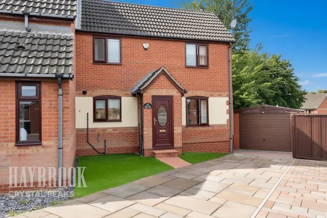 Badger Place, Woodhouse, photo 1