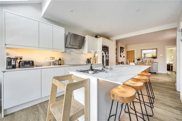 Prospect Road, Rowledge, GU10, photo 2