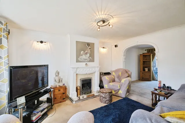 Parkview Crescent, Walsall, WS2, photo 3