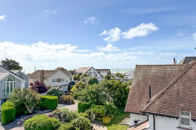 East Preston, Littlehampton, BN16, photo 2