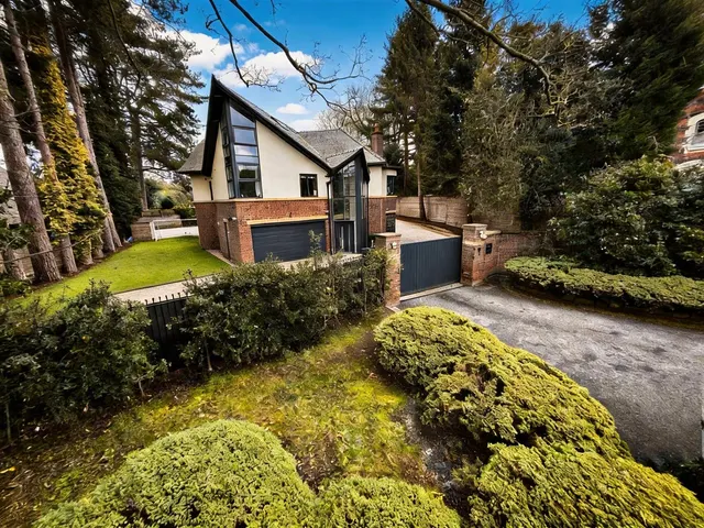 Wilmslow Park South, Wilmslow, SK9, photo 1