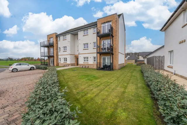 Adelaide Road, Kirkcaldy, KY2 6FA, photo 1