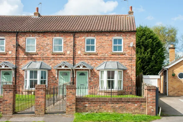 North Moor Road, Huntington, YO32, photo 1