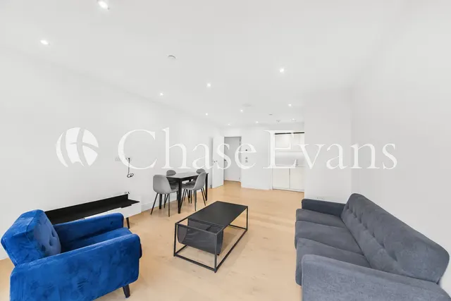 Croxley Court, Garnet Place, West Drayton, London, UB7, photo 1
