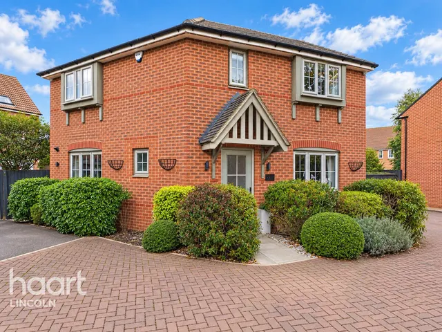 Tiber Road, North Hykeham, LN6, photo 1