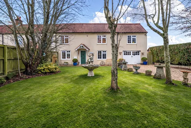 The Hayle, Calstone, Calne, Wiltshire, SN11 8QH, photo 1