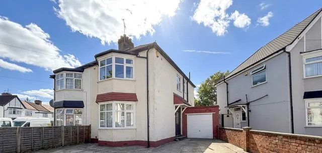 Tiverton Rd n18, photo 1