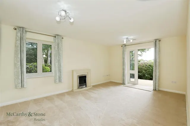 Bradburns Lane, Hartford, CW8, photo 2