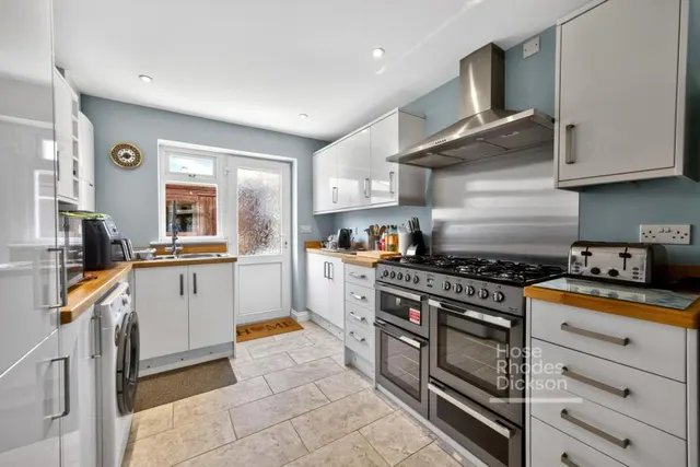 Dame Anthonys Close, Ryde, PO33, photo 2