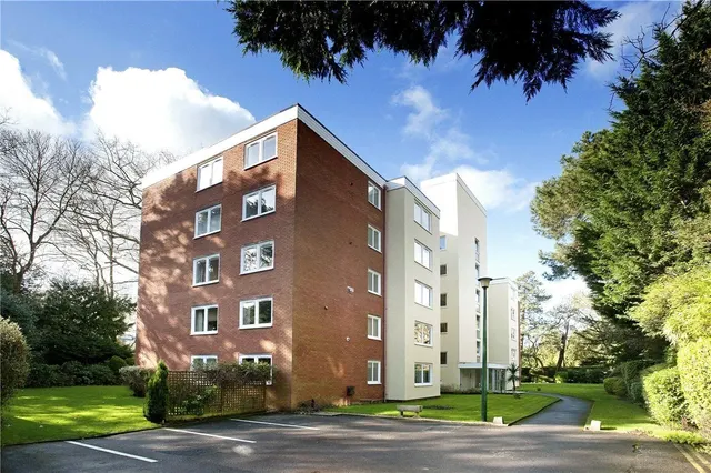 The Avenue, Poole, BH13, photo 1